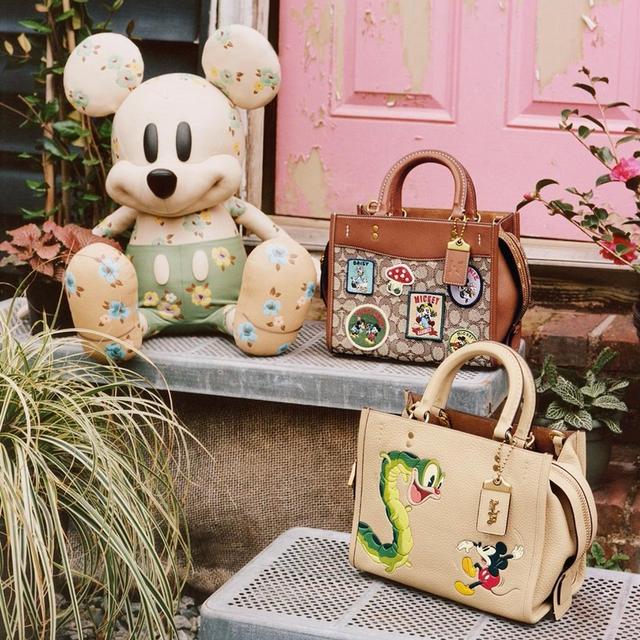 COACH® | Disney X Coach Charter Belt Bag 7 In Signature COACH® | Disney X Coach Charter Belt Bag 7 In Signature
