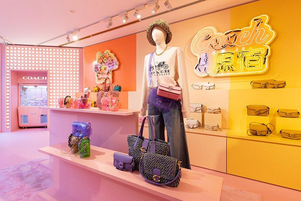 【公式】COACH コーチ プレイ 原宿 ポップアップ ストア