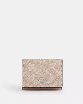 COACHアウトレット財布　あいり 公式】COACH OUTLET–コーチアウトレット 2025年一粒万倍日に向けて幸運