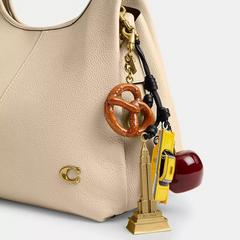 公式】COACH – コーチ バッグチャーム＆キーホルダー レディース