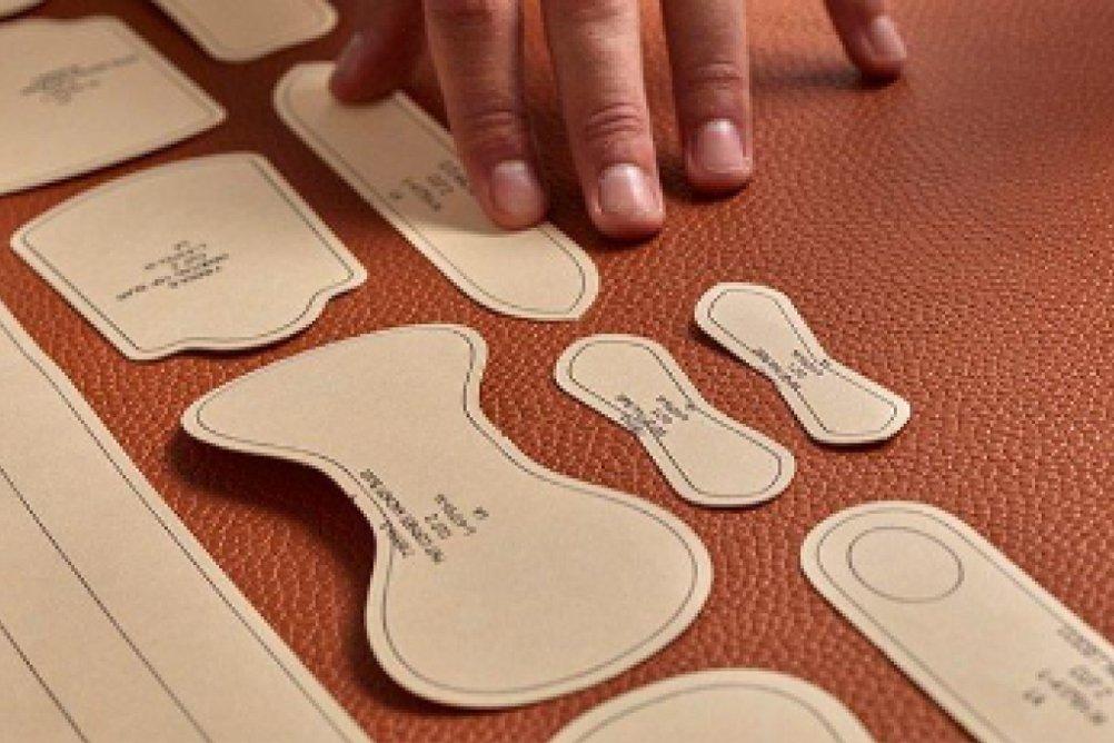 コーチ ロゴ パターン パンツ ベージュ コーチ ロゴ パターン パンツ ベージュ